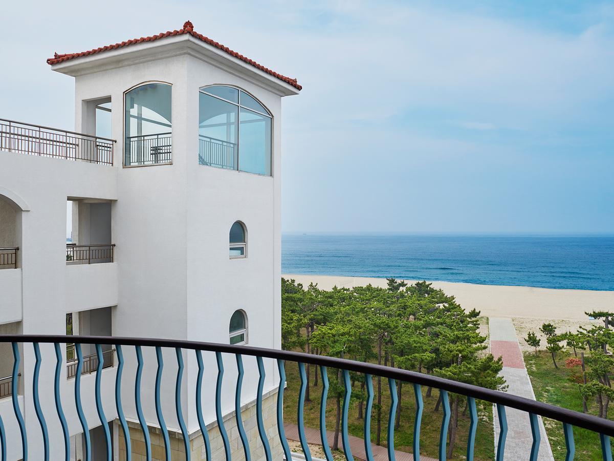 The Suites Hotel Naksan Yangyang Esterno foto